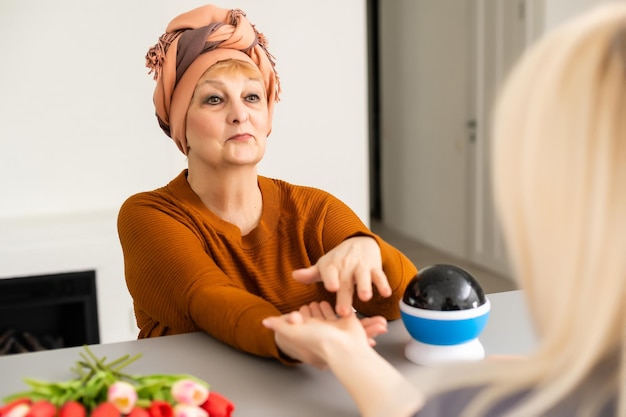 Co czuje umierający na raka i jak zmienia się jego codzienność?