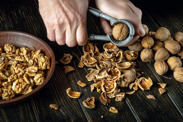 Jak zrobić wyciąg z orzecha włoskiego w domowych warunkach?