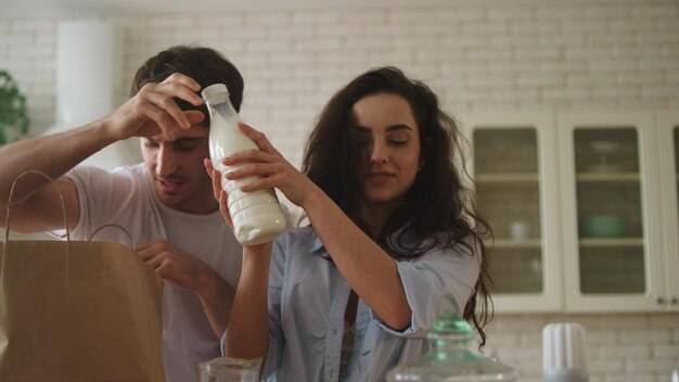 Co zamiast mleka dla alergika wybrać na co dzień?