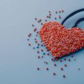 Czym leczyć cholesterol i jak wybrać odpowiednią metodę?