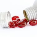 Jakie suplementy na obniżenie cholesterolu mogą wspierać zdrowie serca?